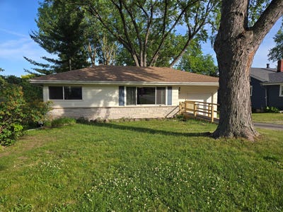 /international/us/4209-ponca-street-mchenry-il-110108566721/