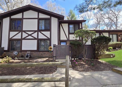 /international/us/71-skyline-drive-coram-ny-110107435828/
