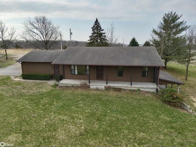 /international/us/23254-235th-place-lacona-ia-110106954062/