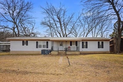 /international/us/35-rock-creek-drive-big-cabin-ok-110106305141/