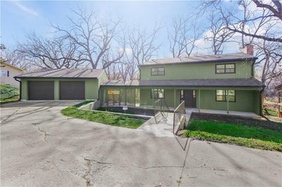 /international/us/2729-stratford-road-lawrence-ks-110106069284/
