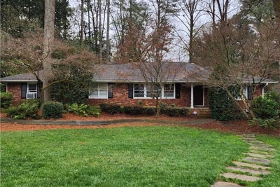 /international/us/376-cochran-drive-nw-atlanta-ga-110108545632/