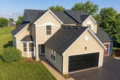 /international/us/524-heritage-drive-oswego-il-110108917443/