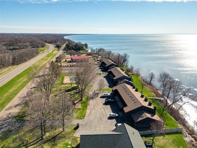 /international/us/21740-442nd-place-aitkin-mn-110107874993/