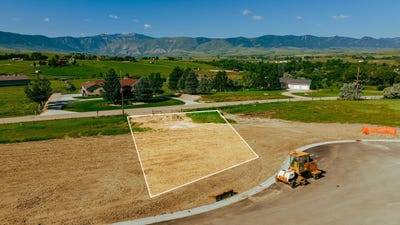 /international/us/tbd-moonglow-heights-sheridan-wy-110094223911/