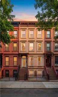 /international/us/479-putnam-avenue-brooklyn-ny-110120093382/