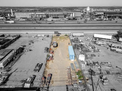 /international/us/8136-desert-boulevard-canutillo-tx-110096853458/?lang=pt