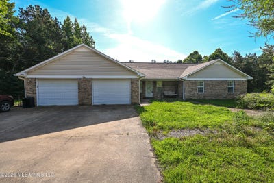 /international/us/65-chewalla-lake-road-holly-springs-ms-110108611365/