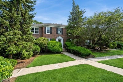 /international/us/101-gates-ave-montclair-twp-nj-110100338326/