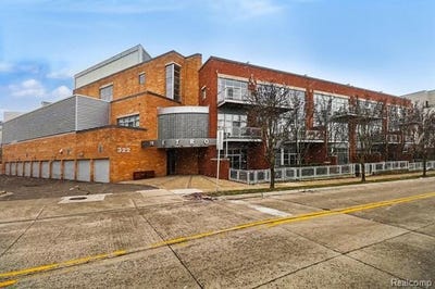 /international/us/322-e-harrison-avenue-royal-oak-mi-110106614167/