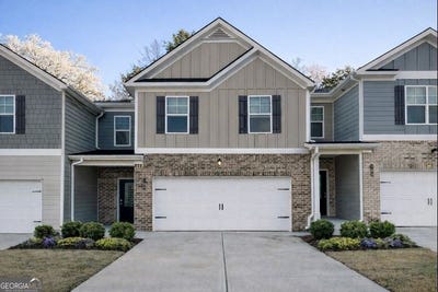 /international/us/6379-towhee-way-morrow-ga-110108201955/