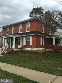 /international/us/922-e-chestnut-avenue-vineland-nj-110110257998/
