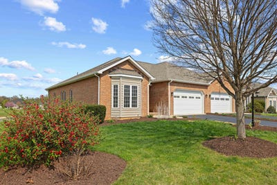 /international/us/320-petros-dr-waynesboro-va-110107054539/