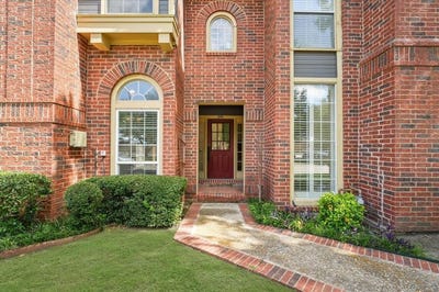 /international/us/240-cobblestone-row-denton-tx-110100502308/