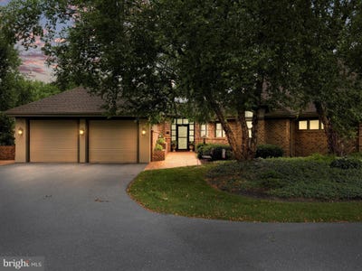 /international/us/3596-eagle-drive-chambersburg-pa-110095026801/