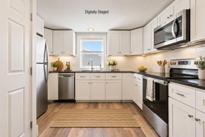 /international/us/9-cole-street-south-portland-me-110119754909/