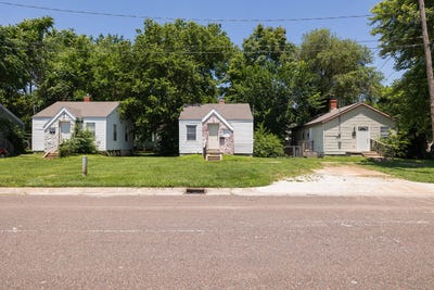 /international/us/1701-1709-e-chestnut-street-springfield-mo-110092595763/