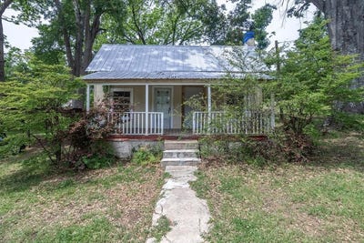 /international/us/109-griffin-street-water-valley-ms-110108169743/