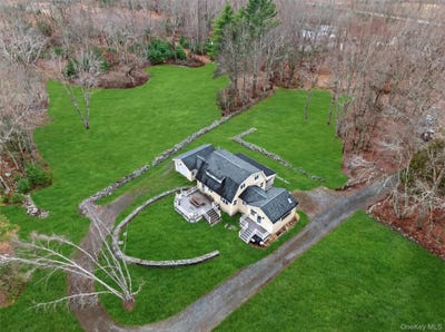 /international/us/351-gables-road-narrowsburg-ny-110106622115/