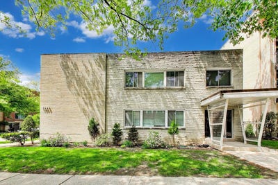 /international/us/1008-washington-boulevard-oak-park-il-110108386191/