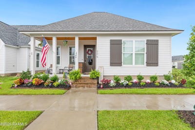 /international/us/206-oak-village-drive-scott-la-110108379394/