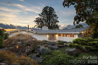 /international/us/92-horizon-hill-road-asheville-nc-110120485175/