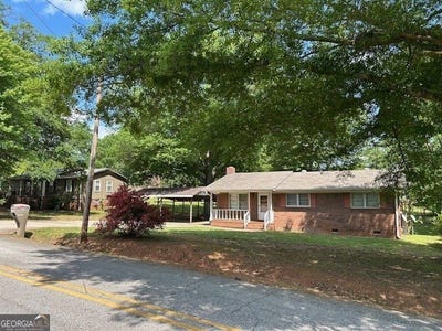 /international/us/411-cade-hartwell-ga-110099153357/
