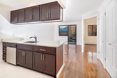 /international/us/456-w-167th-street-new-york-manhattan-ny-110108549212/