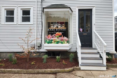 /international/us/14-church-street-stonington-ct-110105523202/