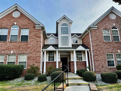/international/us/4375-crepe-myrtle-ct-murrells-inlet-sc-110106232222/