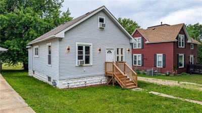 /international/us/624-e-hawthorne-street-albert-lea-mn-110108628303/