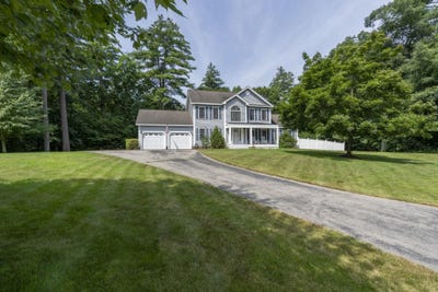 /international/us/14-naumkeag-court-litchfield-nh-110109450938/