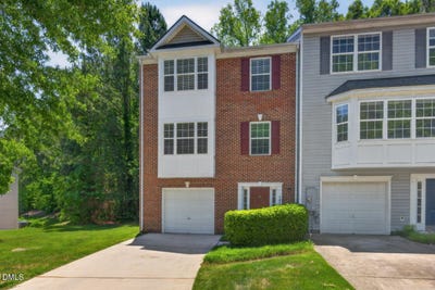 /international/us/4012-lillington-drive-durham-nc-110107992705/