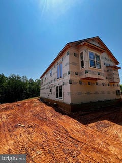 /international/us/6910a2-eleys-ford-road-richardsville-va-110100155829/