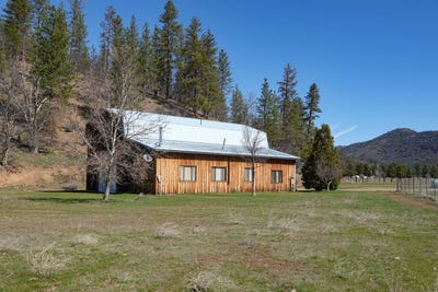 /international/us/3855-scott-river-rd-fort-jones-ca-110082463110/