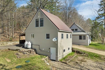 /international/us/151-155-mill-brook-road-thornton-nh-110107939762/