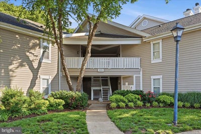 /international/us/14316-climbing-rose-way-centreville-va-110108393293/