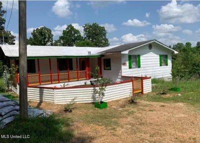 /international/us/2210-casey-road-utica-ms-110108386208/