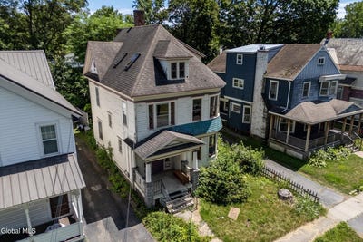 /international/us/110-oak-street-hudson-falls-ny-110101068554/