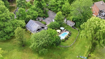 /international/us/2-maple-lane-hyde-park-ny-110109051666/