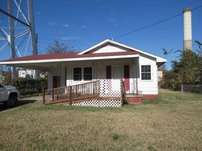 /international/us/406-w-4th-st-caruthersville-mo-110096057073/