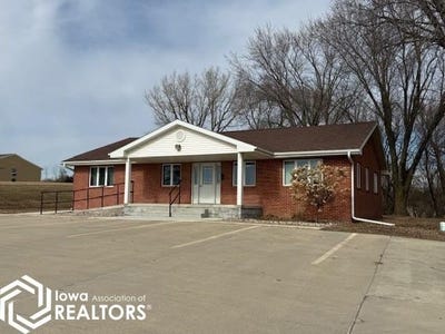 /international/us/418-w-hwy-18-algona-ia-110105803783/