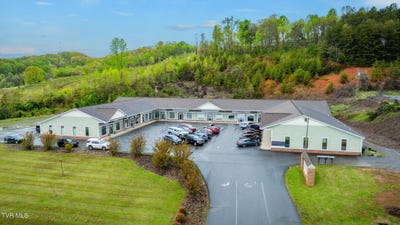 /international/us/3815-tennessee-66-rogersville-tn-110108029199/