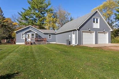 /international/us/755-s-dana-avenue-rush-city-mn-110120453626/