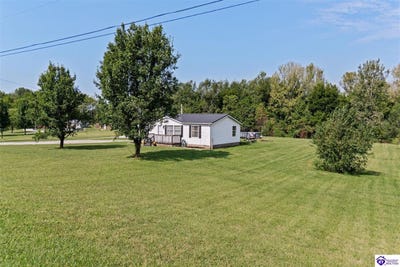 /international/us/116-gardener-drive-vine-grove-ky-110119932189/