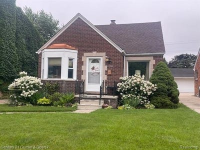 /international/us/2143-lancaster-street-grosse-pointe-woods-mi-110108654861/