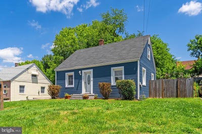 /international/us/355-w-9th-street-front-royal-va-110108746950/