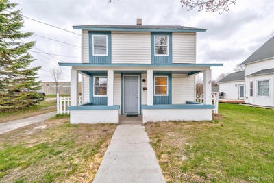 /international/us/301-n-houghton-avenue-manistique-mi-110107981968/