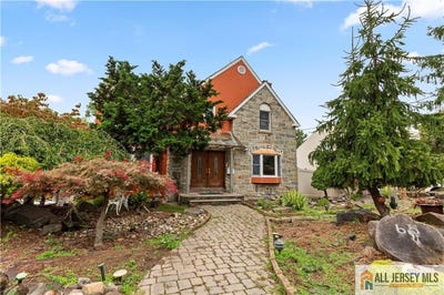 /international/us/65-livingston-avenue-kearny-nj-110120533512/