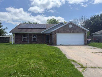 /international/us/1324-hackberry-place-elkins-ar-110109110866/